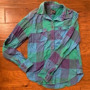 AE Plaid Long-Sleeve Shirt